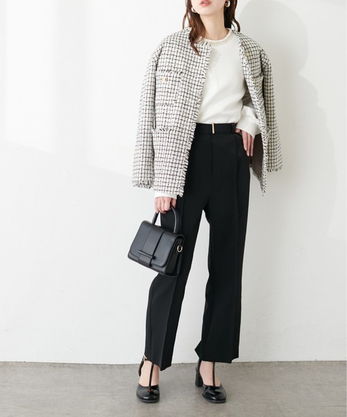 natural couture（ナチュラルクチュール）の「衿刺繍ダンボールTOPS（Tシャツ/カットソー・レディース・グレー/オフホワイト/ブルー/ネイビー・FREE）」の6枚目の写真