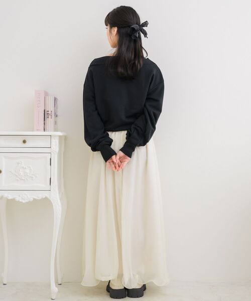 ems excite(エムズエキサイト)の「ボートネックショートトレーナー(スウェット・レディース・ブラック/ホワイト系その他/ピンク・FREE)」の10枚目の写真