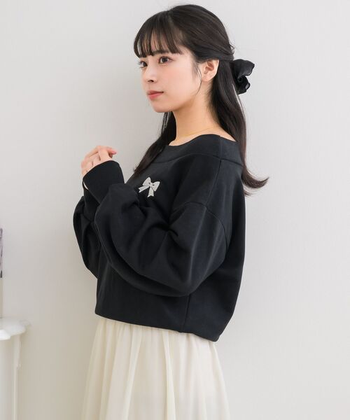 ems excite(エムズエキサイト)の「ボートネックショートトレーナー(スウェット・レディース・ブラック/ホワイト系その他/ピンク・FREE)」の13枚目の写真