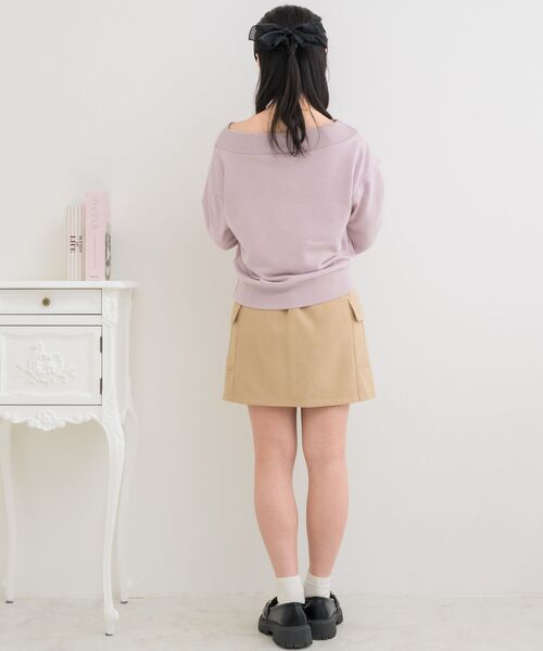 ems excite(エムズエキサイト)の「ボートネックショートトレーナー(スウェット・レディース・ブラック/ホワイト系その他/ピンク・FREE)」の18枚目の写真