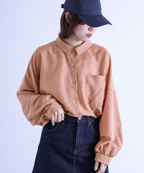 n'OrLABEL(ノアールレーベル)の「【機能素材】『イージーケアバックギャザーシャツ』(シャツ/ブラウス・レディース・ネイビー/コーラル/グレイッシュブルー/グレイッシュベージュ・FREE)」の4枚目の写真