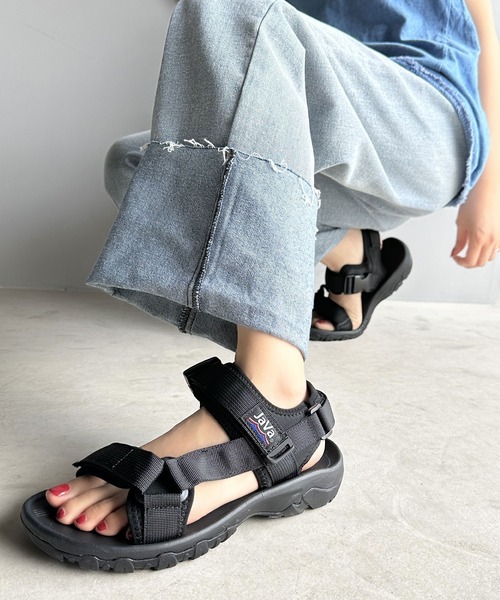 Java（ジャバ）の「《Javaジャバコラボ》 フラットベルクロスポーツ