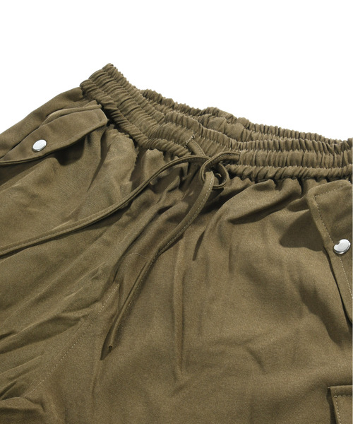 neos（ネオス）の「【neos】ルーズシルエット フラップポケット カーゴ ハーフ ワイド パンツ（カーゴパンツ・メンズ・ブラック/カーキブラウン/チャコールグレー・MEDIUM/LARGE/X-LARGE）」の9枚目の写真