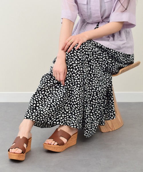 ITALIAN SHOEMAKERS(イタリアンシューメーカー)の「【ITALIAN SHOEMAKERS】厚底ミュールサンダル(942123)(サンダル・レディース・ネイビー/ブラウン/アイボリー/シルバー/ブラック・36/37/38/35/39)」の17枚目の写真