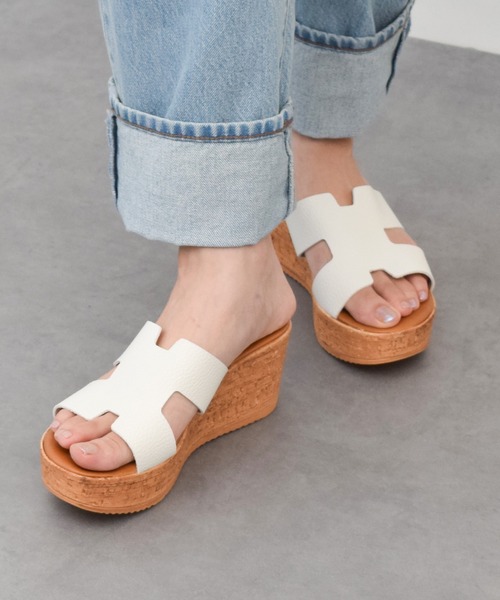 ITALIAN SHOEMAKERS(イタリアンシューメーカー)の「【ITALIAN SHOEMAKERS】厚底ミュールサンダル(942123)(サンダル・レディース・ネイビー/ブラウン/アイボリー/シルバー/ブラック・36/37/38/35/39)」の22枚目の写真