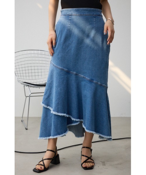AZUL by moussy(アズールバイマウジー)の「カシュクールフレアマーメードデニムスカート(デニムスカート・レディース・ワンウォッシュ/ライトブルー・MEDIUM/SMALL)」の3枚目の写真
