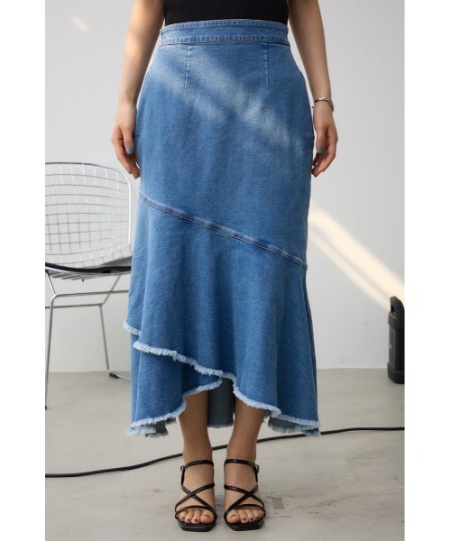 AZUL by moussy(アズールバイマウジー)の「カシュクールフレアマーメードデニムスカート(デニムスカート・レディース・ワンウォッシュ/ライトブルー・MEDIUM/SMALL)」の6枚目の写真