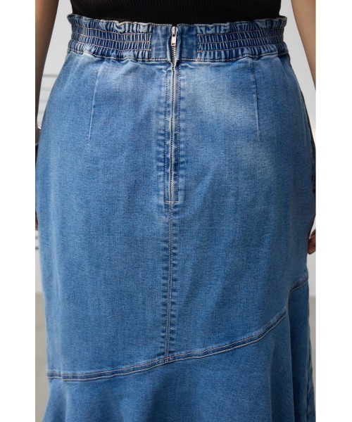 AZUL by moussy(アズールバイマウジー)の「カシュクールフレアマーメードデニムスカート(デニムスカート・レディース・ワンウォッシュ/ライトブルー・MEDIUM/SMALL)」の18枚目の写真