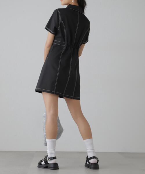 FREE'S MART（フリーズマート）の「◆配色ステッチジップ使いミニワンピース（ワンピース・レディース・ブラック/ホワイト/ベージュ・SMALL/MEDIUM）」の11枚目の写真