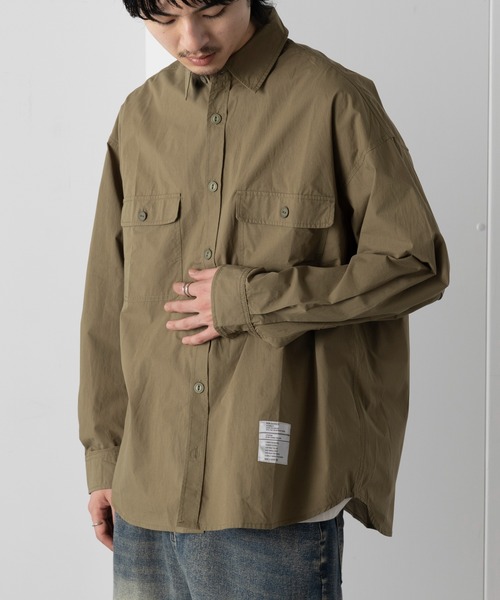 MAISON CLUB（メゾンクラブ）の「【MAISON CLUB】U.S.NAVY Big Shirt ビッグワークシャツ　/MILITARY　ミリタリー（シャツ/ブラウス・メンズ・ネイビー/ホワイト/カーキ/サックスブルー・FREE）」の2枚目の写真