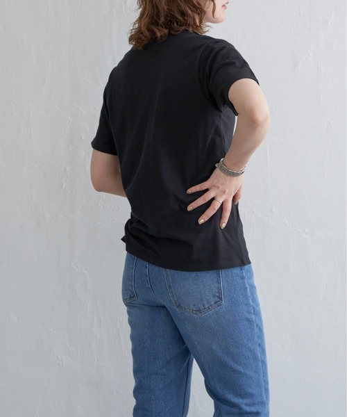 notch.(ノッチ)の「パール&ロゴプリントTシャツ(Tシャツ/カットソー・レディース・オフホワイト/ブラック・M)」の10枚目の写真