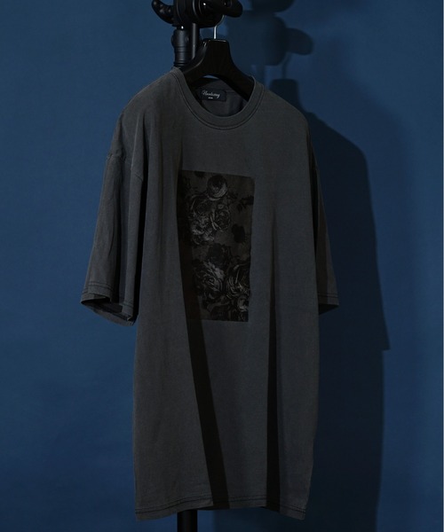 unrelaxing(アンリラクシング)の「ヴィンテージライク 古着風 綿100%ピグメント加工TプリントTシャツ(Tシャツ/カットソー・メンズ・その他18/その他27/その他28/その他12/その他10・MEDIUM/LARGE/X-LARGE)」の4枚目の写真