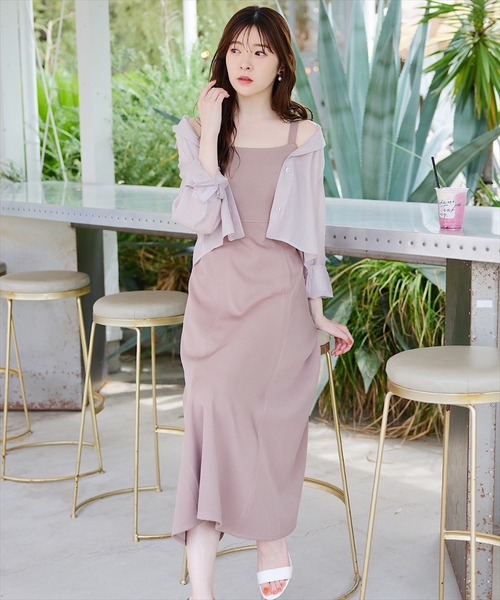 SWINGLE（スウィングル）の「シアーシャツレイヤードキャミワンピース