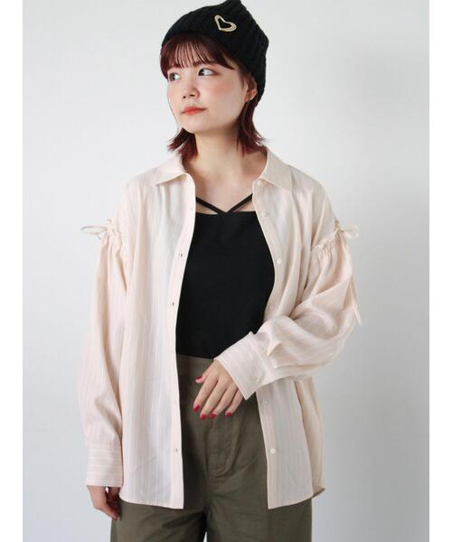 ehka sopo(エヘカソポ)の「柄アソート袖リボンビッグシャツ(シャツ/ブラウス・レディース・ベージュ/サックスブルー/ブルー/ピンク・F)」の2枚目の写真