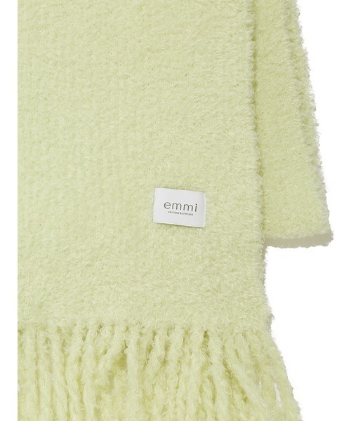 フラッフィーニットマフラー