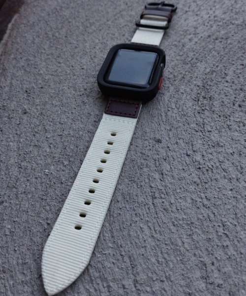 zandy(ズィーアンドワイ)の「zandy ズィーアンドワイ/Apple Watch ケース&ベルトセット【スクエアソフトフレーム】アップルウォッチカバー& レザーナイロンバンド // set15(デジタル腕時計・メンズ・ブラック×ホワイト/ウッド/ホワイト×シルバー/ブルー系その他/シルバー系その他/アーミー・S/M)」の2枚目の写真