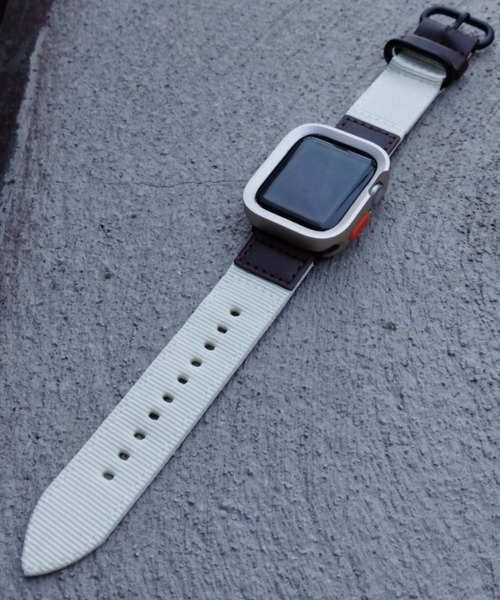 zandy(ズィーアンドワイ)の「zandy ズィーアンドワイ/Apple Watch ケース&ベルトセット【スクエアソフトフレーム】アップルウォッチカバー& レザーナイロンバンド // set15(デジタル腕時計・メンズ・ブラック×ホワイト/ウッド/ホワイト×シルバー/ブルー系その他/シルバー系その他/アーミー・S/M)」の8枚目の写真