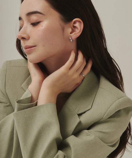 ciite'(シーテ)の「小ぶりシンプルフープイヤリング (両耳用)(イヤリング・レディース・ゴールド/シルバー/ピンクゴールド・FREE)」の16枚目の写真