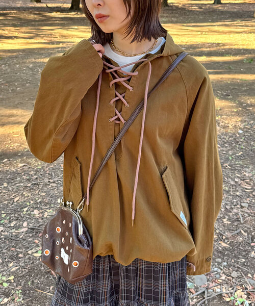 CIAOPANIC（チャオパニック）の「【UNESS/ユーネス】レースアップアノラックブルゾン（ブルゾン・レディース・カーキ・ONE SIZE）」の3枚目の写真