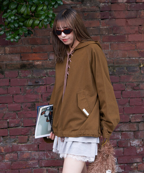 CIAOPANIC（チャオパニック）の「【UNESS/ユーネス】レースアップアノラックブルゾン（ブルゾン・レディース・カーキ・ONE SIZE）」の9枚目の写真