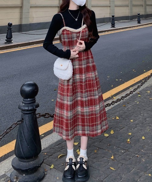 アン吉 センソユニコ チェック柄 刺繍入り ロングワンピース サイズ38 アン吉 センソユニコ チェック柄 刺繍入り ロングワンピース サイズ38