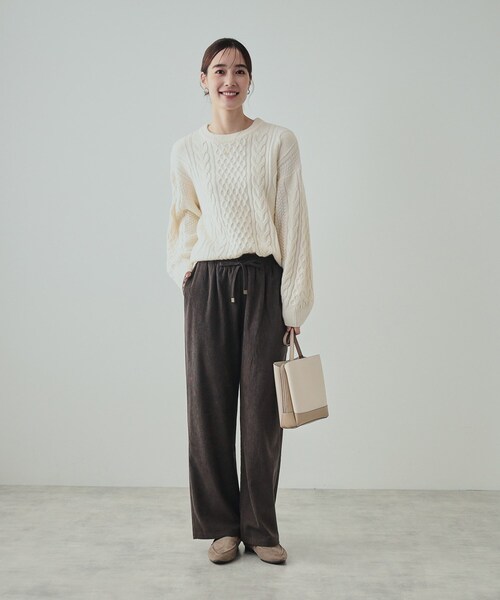 SHOO・LA・RUE（シューラルー）の「◆【高レビュー/洗える/SS-3L】きれいめカジュアルに あったか裏起毛 コーデュロイイージーワイドパンツ（その他パンツ・レディース・グリーン系/アイボリー/グレー/チャコールグレー・01/02/03/04/05/10）」の7枚目の写真