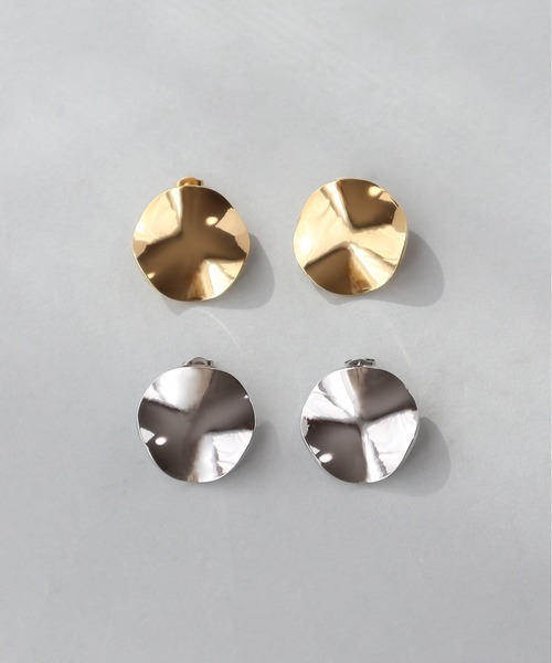 ieLS(イエルズ)の「金属アレルギー対応「ieLS」ステンレス ニュアンスプレートピアス(ピアス(両耳用)・レディース・シルバー/ゴールド・ONE SIZE)」の1枚目の写真