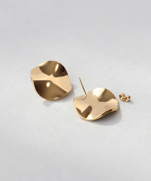 ieLS(イエルズ)の「金属アレルギー対応「ieLS」ステンレス ニュアンスプレートピアス(ピアス(両耳用)・レディース・シルバー/ゴールド・ONE SIZE)」の5枚目の写真
