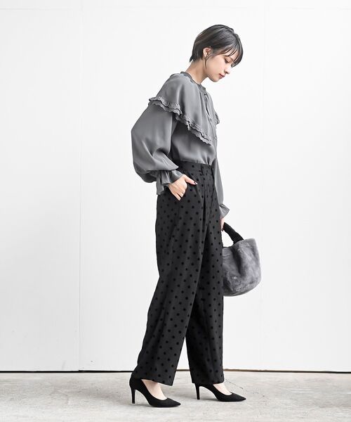rps(アールピーエス)の「フロッキードットワイドパンツ(スラックス・レディース・チャコールグレー/ブラウン/ブラック・フリー)」の19枚目の写真