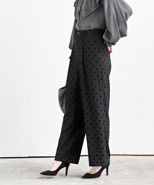 rps(アールピーエス)の「フロッキードットワイドパンツ(スラックス・レディース・チャコールグレー/ブラウン/ブラック・フリー)」の20枚目の写真