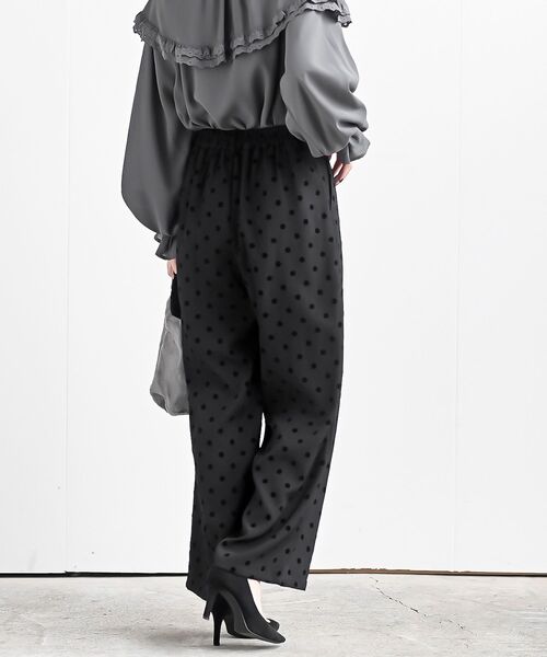rps(アールピーエス)の「フロッキードットワイドパンツ(スラックス・レディース・チャコールグレー/ブラウン/ブラック・フリー)」の22枚目の写真