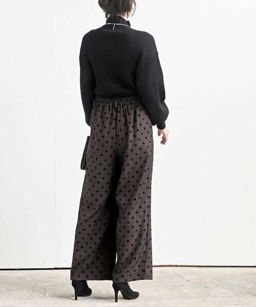 rps(アールピーエス)の「フロッキードットワイドパンツ(スラックス・レディース・チャコールグレー/ブラウン/ブラック・フリー)」の4枚目の写真