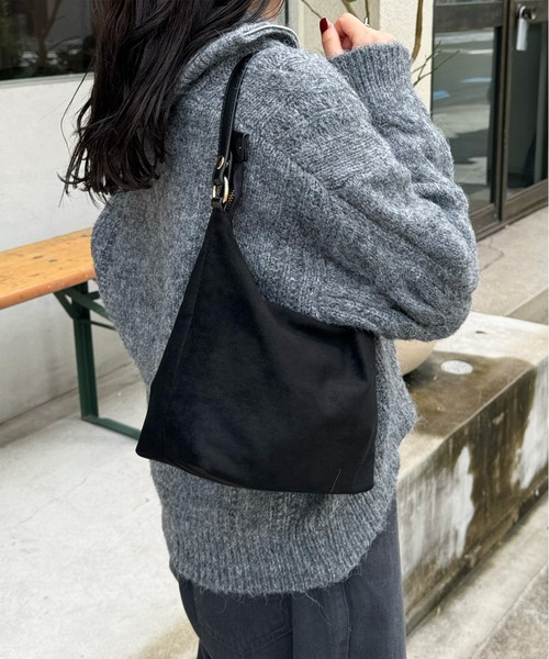 LE MORE（リモア）の「スウェードハンドバッグ（ハンドバッグ・レディース・ブラック/キャメル/ブラウン・FREE）」の2枚目の写真