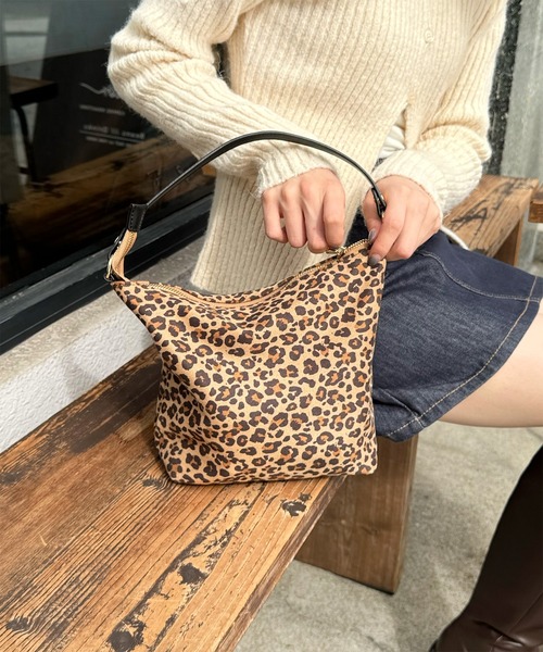 LE MORE（リモア）の「スウェードハンドバッグ（ハンドバッグ・レディース・ブラック/キャメル/ブラウン・FREE）」の16枚目の写真