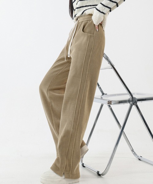 Kuroba(クロバ)の「裏シャギーコーデュロイストレートパンツ(その他パンツ・レディース・グレー/ベージュ/ブラック・L/M)」の14枚目の写真