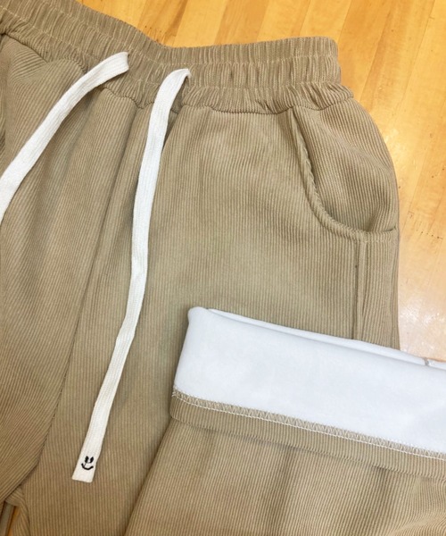 Kuroba(クロバ)の「裏シャギーコーデュロイストレートパンツ(その他パンツ・レディース・グレー/ベージュ/ブラック・L/M)」の16枚目の写真