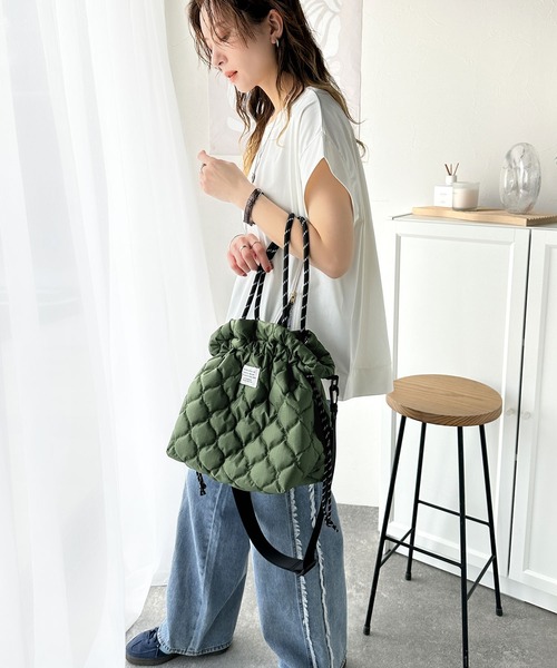 Java（ジャバ）の「《JaVa ジャバコラボ》おしゃれも実用性も叶う。2WAYキルティング巾着ショルダーバッグ（ショルダーバッグ・レディース・ブラック/カーキ/レオパード・ONE SIZE）」の18枚目の写真