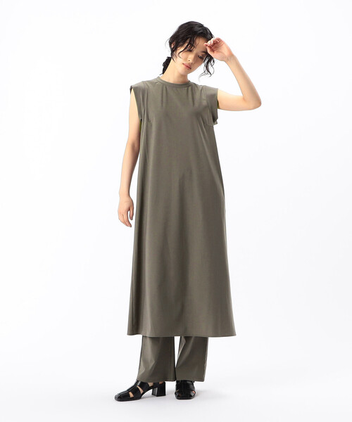 Gabardine K.T(ギャバジンケーティー)の「【セットアップ対応】スーパーハイゲージジャージー Ⅰライン ロングワンピース(ワンピース・レディース・モカ/ベージュ・9号/7号)」の2枚目の写真