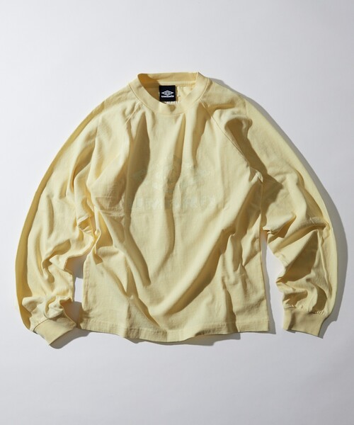 UMBRO（アンブロ）の「UMBRO/アンブロ 別注 Big Logo L/S Tee Pigment Dye/ビッグロゴ ロングスリーブTシャツ/ピグメントダイ（Tシャツ/カットソー・メンズ・オフホワイト/ブラック/イエロー・MEDIUM/LARGE/X-LARGE）」の5枚目の写真