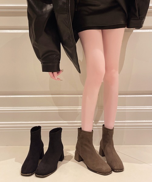 Lace Ladies（レースレディース）の「スエード調 スクエアトゥ チャンキーヒール ショート ブーツ（ブーツ・レディース・ブラック/ブラウン・22.5cm/23cm/23.5cm/24cm/24.5cm/25cm）」の17枚目の写真