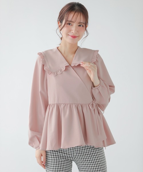 Fit more(フィットモア)の「スカラップフリルカラーカシュクールブラウス(シャツ/ブラウス・レディース・ホワイト/ネイビー/ピンク・FREE)」の11枚目の写真