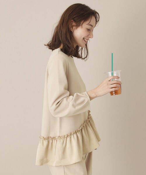 ITS'DEMO（イッツデモ）の「【通勤／手洗い可】カットジョーゼットブラウス（シャツ/ブラウス・レディース・ベージュ/ナチュラル/ブラック・00）」の7枚目の写真