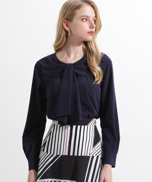 PINKY&DIANNE（ピンキーアンドダイアン）の「◆ギャザーボウタイブラウス（シャツ/ブラウス・レディース・ピンク/ホワイト/ネイビー・38）」の9枚目の写真