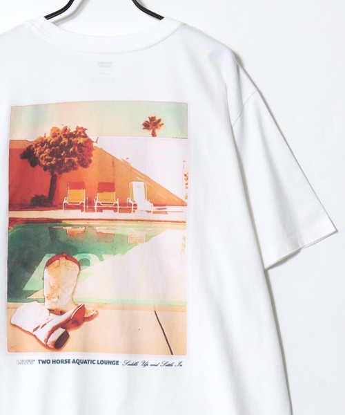 Levi's(リーバイス)の「Levi's/リーバイス SS RELAXED FIT GRAPHIC TEE/オーバーサイズ アーカイブグラフィック 半袖Tシャツ/レディース メンズ(Tシャツ/カットソー・メンズ・ホワイト/ブルー/ホワイト系その他3/ホワイト系その他2/ホワイト系その他/チャコール・M/L/XL)」の4枚目の写真