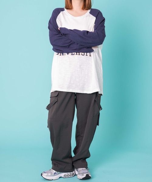 WOND(ウォンド)の「WOND/サイドベルトカーゴパンツ(カーゴパンツ・レディース・オフホワイト/チャコール/ブラック・FREE)」の6枚目の写真