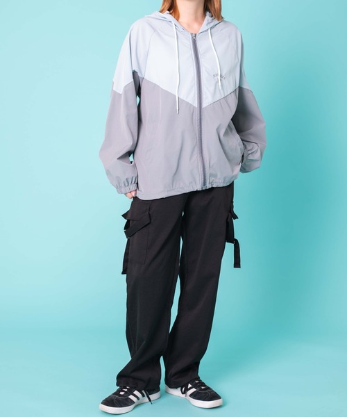 WOND(ウォンド)の「WOND/サイドベルトカーゴパンツ(カーゴパンツ・レディース・オフホワイト/チャコール/ブラック・FREE)」の14枚目の写真