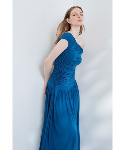 Estella.K（エステラケー）の「Gabin Dress オフショルドレープカットドレス（ワンピース・レディース・ブルー/ライトベージュ/ブラック・FREE）」の10枚目の写真
