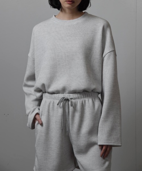 lawgy(ラウジー)の「rib rafu set up / リブラフセットアップ(セットアップ・レディース・ライトグレー/ブラック/ライトベージュ・FREE)」の1枚目の写真