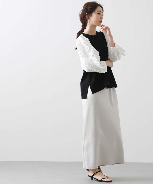 Torrazzo Donna(トラッゾドンナ)の「ニット×フリルパフ7分ニット(ニット/セーター・レディース・アイボリー/ブラック×ホワイト・FREE)」の17枚目の写真
