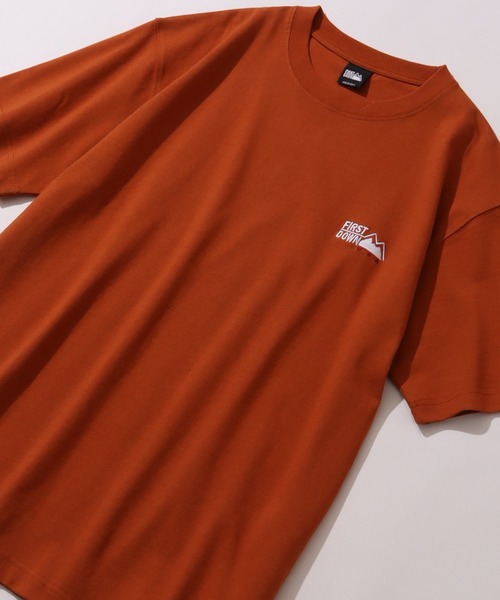 FIRST DOWN(ファーストダウン)の「【FIRST DOWN/ファーストダウン】LOGO S/S TEE/ ワンポイントロゴ 半袖Tシャツ(Tシャツ/カットソー・メンズ・ホワイト/ブラック/ヘザーグレー・M/L/XL)」の11枚目の写真
